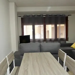 apartament-encantador-al-centre-de-vic-aptgarbi.catalonia-hotels.com/